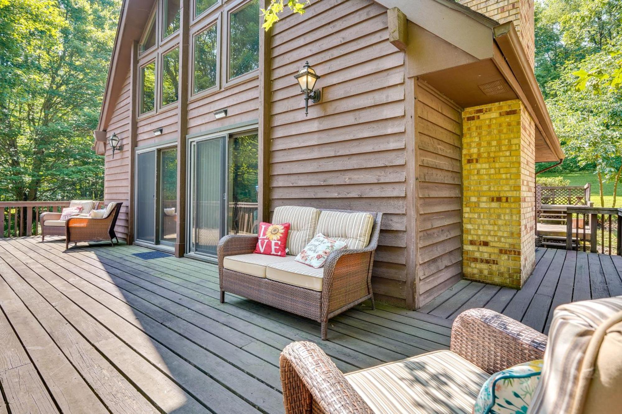 Howard Cabin Rental About 3 Mi To Apple Valley Lake! Mount Vernon Exterior photo